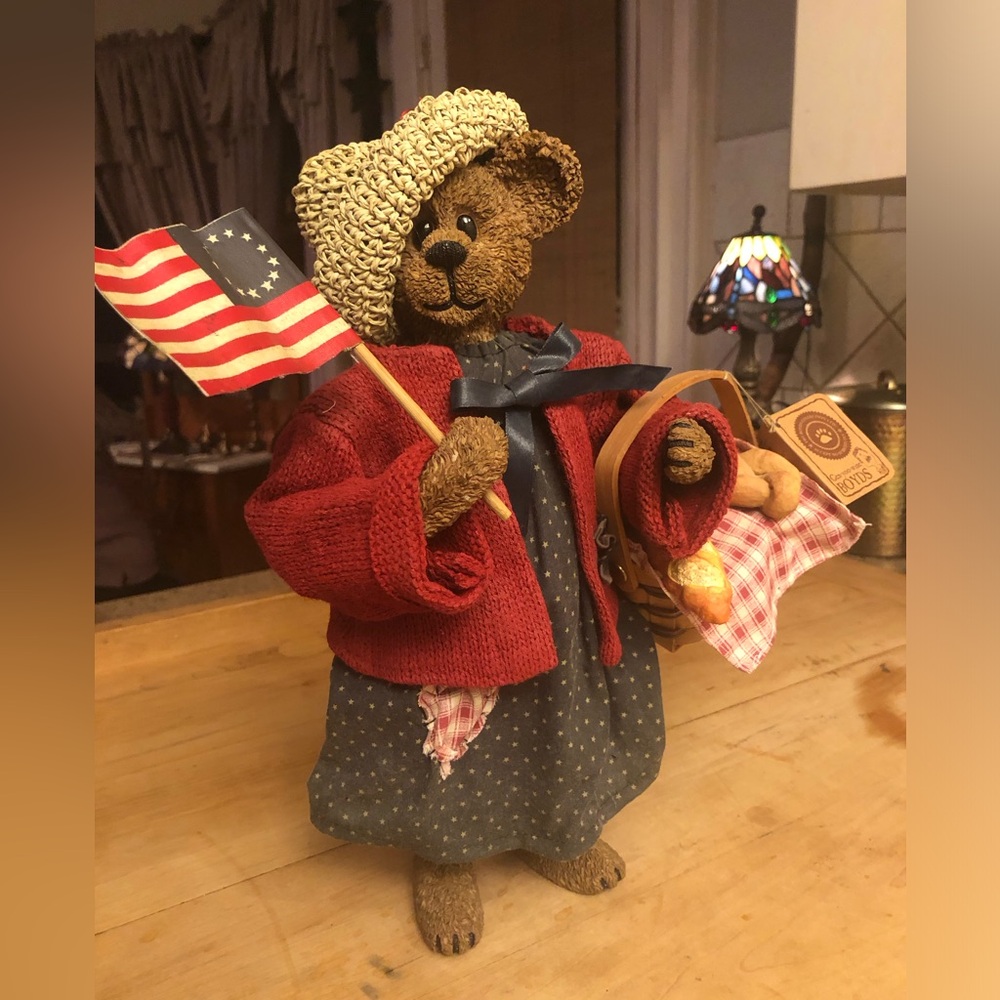 Boyd’s Bear Patricia Bearsevelt